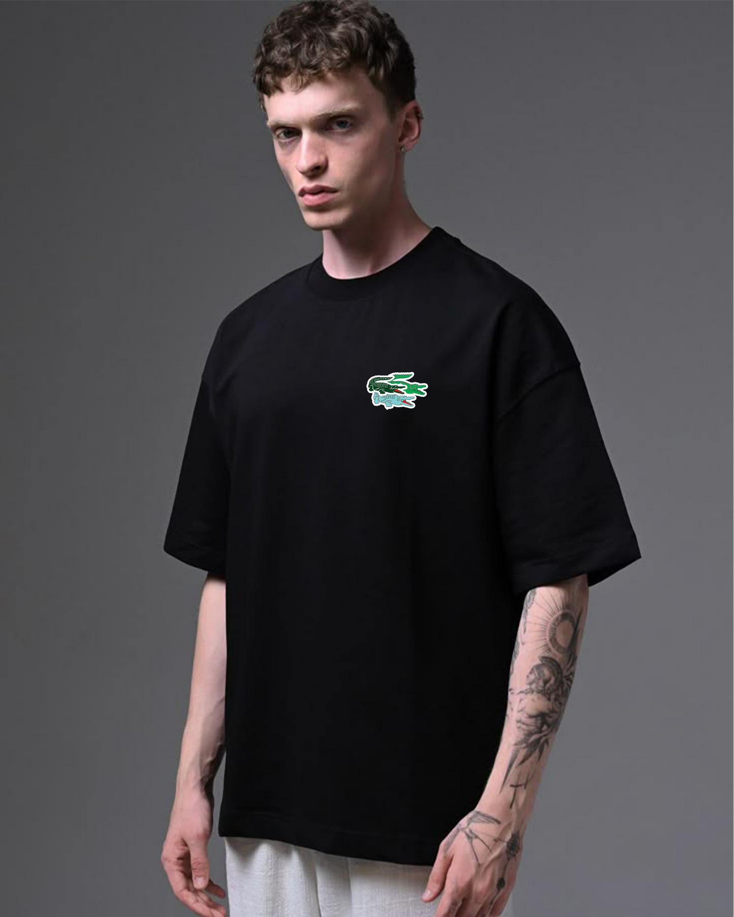 Lacoste- Oversize